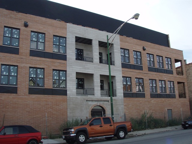 2500 N Clybourn - atlas near completion (2)